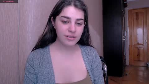 Snapshot of roselina_ chatting on December 2024 06:11:02 AM Rose online show from December 2024 06:11:02 AM