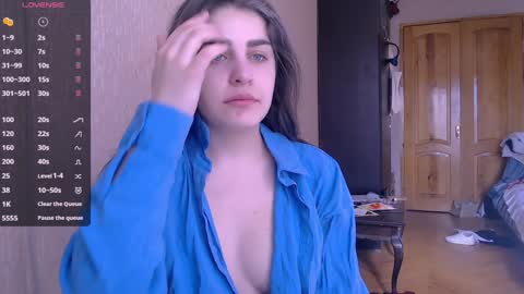 Snapshot of roselina_ chatting on December 2024 08:37:02 AM Rose online show from December 2024 08:37:02 AM