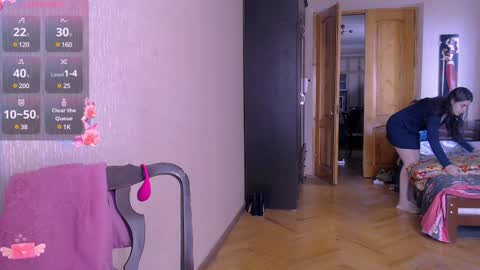 Snapshot of roselina_ chatting on January 2025 09:08:01 AM Rose online show from January 2025 09:08:01 AM