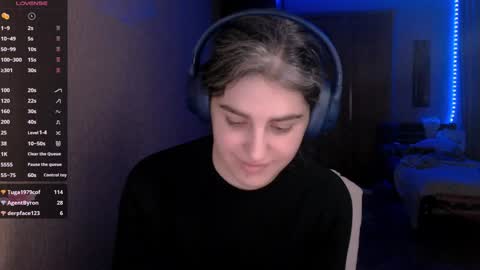 Snapshot of roselina_ chatting on January 2025 07:03:01 PM Rose online show from January 2025 07:03:01 PM