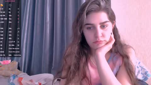 Snapshot of roselina_ chatting on February 2025 07:59:02 AM Rose online show from February 2025 07:59:02 AM