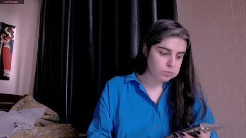 Snapshot of roselina_ chatting on February 2025 08:12:02 AM Rose online show from February 2025 08:12:02 AM