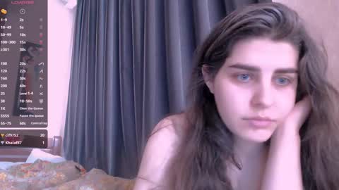 Snapshot of roselina_ chatting on February 2025 10:50:01 AM Rose online show from February 2025 10:50:01 AM