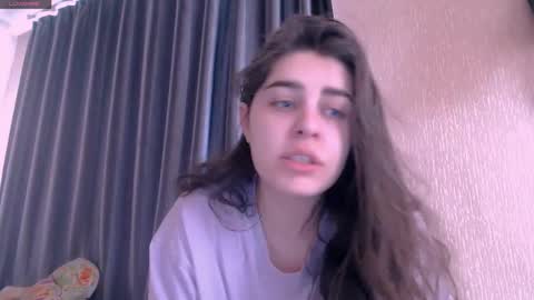 Snapshot of roselina_ chatting on February 2025 07:09:01 AM Rose online show from February 2025 07:09:01 AM