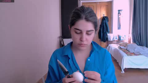 Snapshot of roselina_ chatting on March 2025 06:50:02 AM Rose online show from March 2025 06:50:02 AM