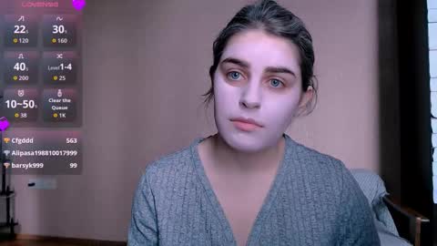 Snapshot of roselina_ chatting on October 2025 11:25:01 AM Rose online show from October 2025 11:25:01 AM