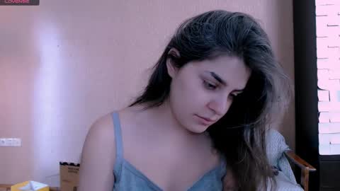 Snapshot of roselina_ chatting on November 2025 06:45:02 AM Rose online show from November 2025 06:45:02 AM