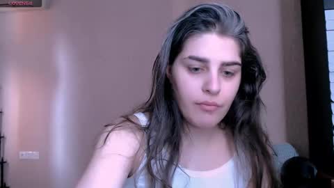 Snapshot of roselina_ chatting on November 2025 07:34:02 AM Rose online show from November 2025 07:34:02 AM