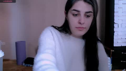 Snapshot of roselina_ chatting on December 2025 09:28:02 AM Rose online show from December 2025 09:28:02 AM