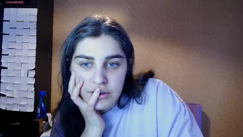 Snapshot of roselina_ chatting on February 2026 01:21:02 PM Rose online show from February 2026 01:21:02 PM