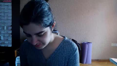 Snapshot of roselina_ chatting on February 2026 10:19:01 AM Rose online show from February 2026 10:19:01 AM