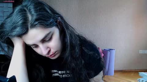 Snapshot of roselina_ chatting on February 2026 11:03:01 AM Rose online show from February 2026 11:03:01 AM