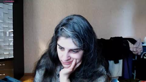 Snapshot of roselina_ chatting on March 2026 10:42:02 AM Rose online show from March 2026 10:42:02 AM