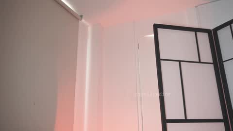 Snapshot of roselinedior chatting on February 2026 04:16:01 PM Lyla OF roselinedior online show from February 2026 04:16:01 PM