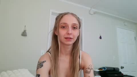 Snapshot of rosepuzzy69 chatting on February 2026 09:55:01 PM RosePuzzy69 online show from February 2026 09:55:01 PM