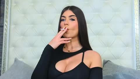 Gabriela online show from May 2026 07:37:01 AM