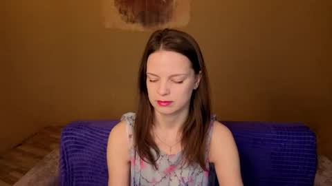 Snapshot of rosewaulhgberg chatting on April 2026 01:44:01 AM Rosse online show from April 2026 01:44:01 AM