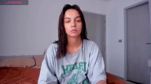 Snapshot of roshelle_xxx chatting on November 2025 04:45:02 AM Roshelle online show from November 2025 04:45:02 AM