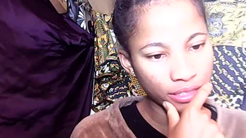rosie6601 online show from June 2026 06:47:02 AM