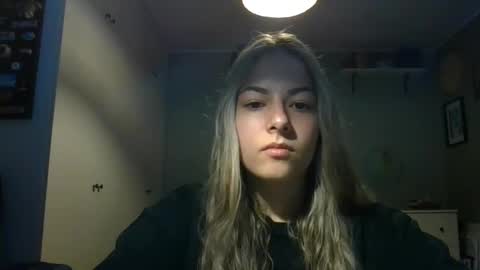 Snapshot of rosie_june chatting on February 2025 08:07:01 AM Rosie online show from February 2025 08:07:01 AM