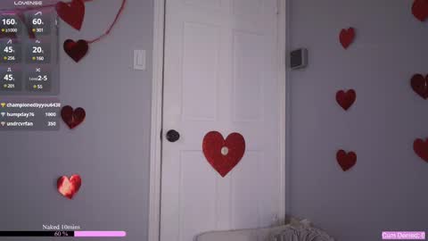 Snapshot of rosiebones chatting on February 2025 12:05:01 AM Rosie Bones online show from February 2025 12:05:01 AM