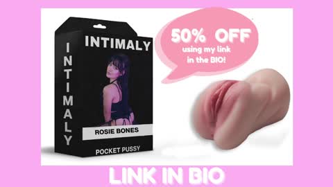 Snapshot of rosiebones chatting on March 2025 08:14:02 PM Rosie Bones online show from March 2025 08:14:02 PM