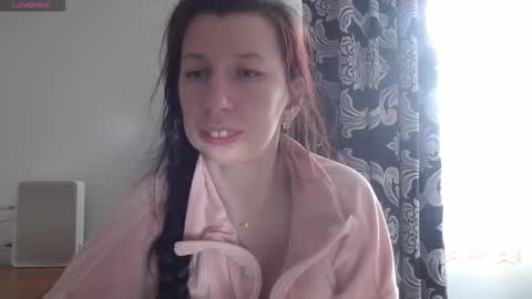 RosieHayes online show from November 2025 09:20:01 AM