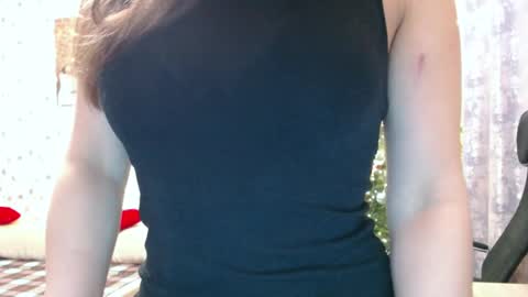 Snapshot of rosierosa chatting on January 2025 03:55:02 AM Rosie is waiting for YOU online show from January 2025 03:55:02 AM