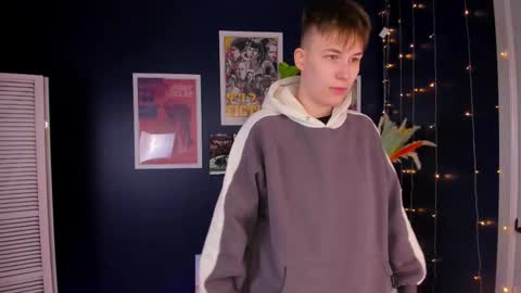 Snapshot of ross_miaa chatting on November 2025 11:10:02 AM Mia online show from November 2025 11:10:02 AM