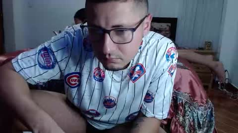 Snapshot of rossa2000 chatting on November 2025 05:41:02 AM rossa2000 online show from November 2025 05:41:02 AM