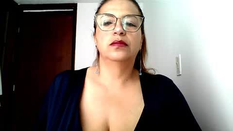 Rossana  online show from June 2026 12:29:01 PM