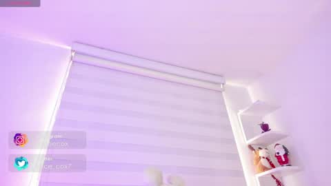   online show from December 2024 07:01:01 PM