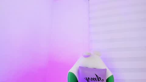   online show from February 2025 11:20:01 AM