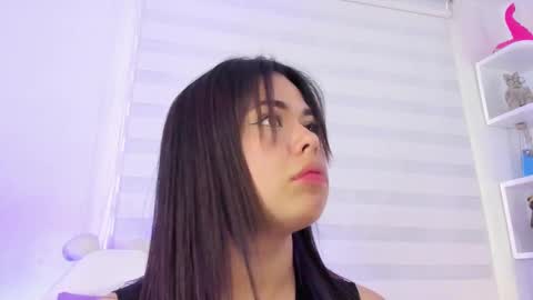   online show from February 2025 10:20:01 PM