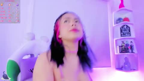   online show from October 2025 12:20:01 PM