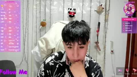 ROSSE DEMOND  online show from May 2026 03:35:01 AM