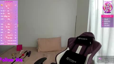 ROSSE DEMOND  online show from May 2026 09:46:01 PM