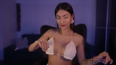 Rossey online show from May 2026 10:50:03 PM