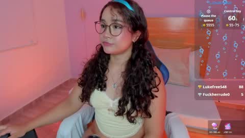 rossie_lanie_ online show from May 2026 04:30:02 AM