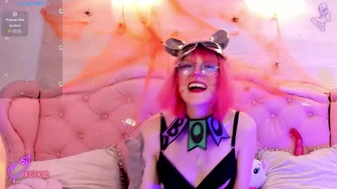 Snapshot of rossiie_hunt_ chatting on October 2025 06:16:02 PM rossiie_hunt_ online show from October 2025 06:16:02 PM