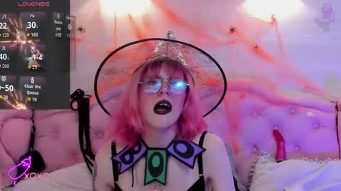 Snapshot of rossiie_hunt_ chatting on October 2025 06:52:01 PM rossiie_hunt_ online show from October 2025 06:52:01 PM