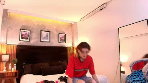 rossiie_hunt_ online show from April 2026 02:27:02 AM