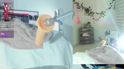 rosy_emely_ online show from December 2025 09:28:02 AM