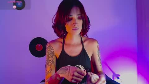 rot_wallace online show from October 2025 10:43:02 PM