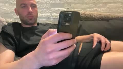 rotteei1 online show from April 2026 04:43:02 PM