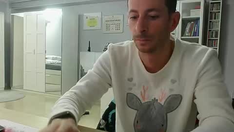 Snapshot of roubarixx chatting on October 2025 08:15:02 AM roubarixx online show from October 2025 08:15:02 AM