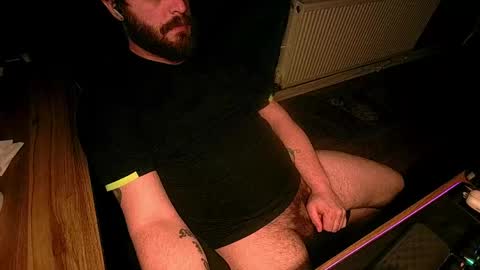 Snapshot of roughwonder chatting on April 2026 06:20:02 AM Luke online show from April 2026 06:20:02 AM