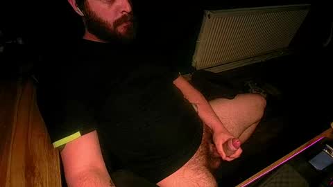 Snapshot of roughwonder chatting on April 2026 02:27:02 AM Luke online show from April 2026 02:27:02 AM