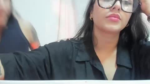 Snapshot of rous_and_sweet chatting on October 2025 03:10:01 AM Rous and Sweet online show from October 2025 03:10:01 AM