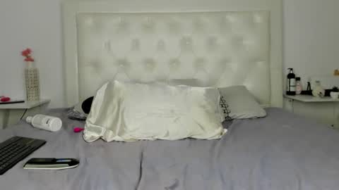 rouse_sexy_hotxx77 online show from July 2026 04:42:02 PM